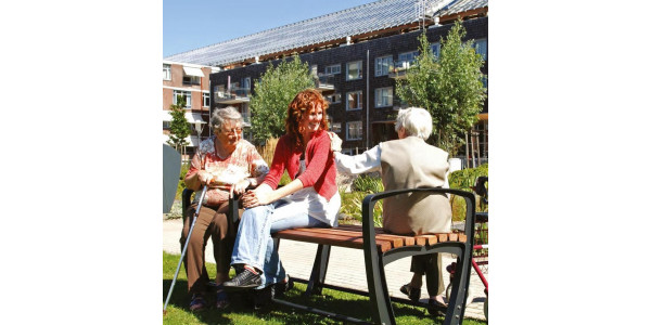 Bänke für Senioren / ältere und gehbehinderte Menschen